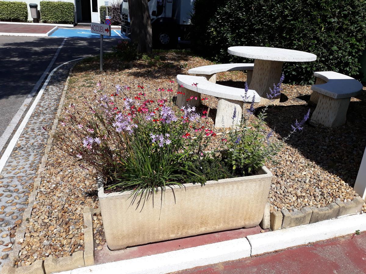 Fasthotel Narbonne Dış mekan fotoğraf